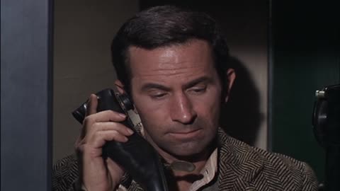 Superagente 86 - T01E16 - Doble Agente (1966)