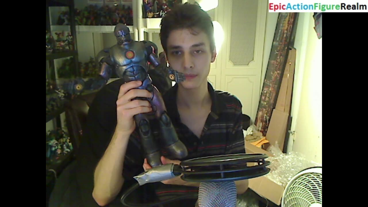 Unboxing The Marvel Legends Sentinel Action Figure