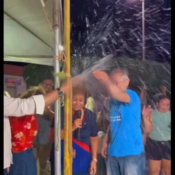 NÃO VOU VER ESSA BIZARRICE SOZINHO TOMA AÍ 🤣