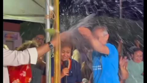 NÃO VOU VER ESSA BIZARRICE SOZINHO TOMA AÍ 🤣