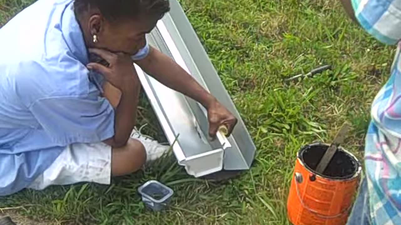 mY BUUDY mIKEdoing gutters at tim's place, the shea show