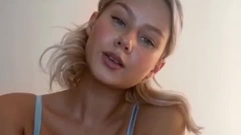 Fashion Beautiful Model New 2025