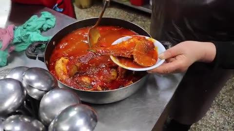 The Legendary Set Meal That Took Over the Underground Market! 1,000 Plates Sold at Lun