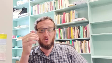 Why an Essentialist Can Embrace the Identity of Indiscernibles