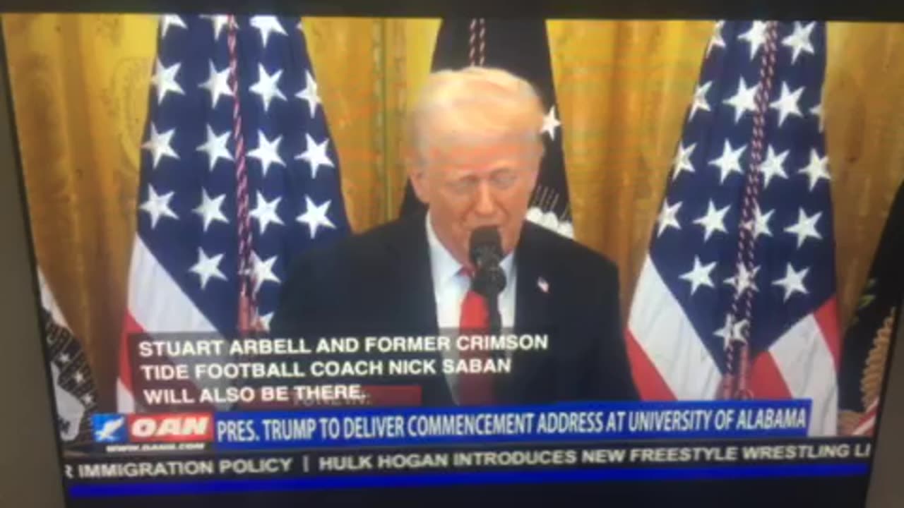 Derek Hunter 05/01/25 p 01 Q 1 GDP down 0.30 % & Manchelle Obama