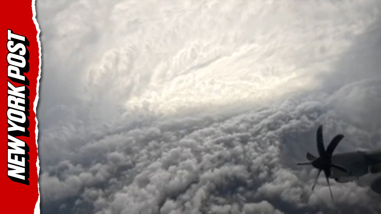 Flying inside the eye of Hurricane Melissa