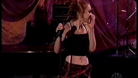 Fiona Apple - Criminal (Live 1997 At Jay Leno & David Letterman Show)