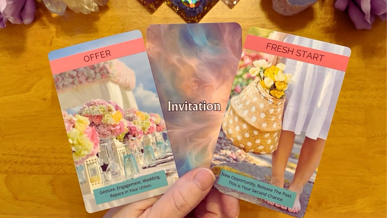 AN OFFER FROM THIS PERSON SHOCKS YOU TO YOUR CORE 😍 (COLLECTIVE LOVE TAROT READING) 🩷 1111