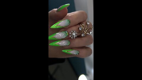 Trendy Parrot Green Nail Art 2025 🌿💅 | Fresh & Bold Nail Extension Design