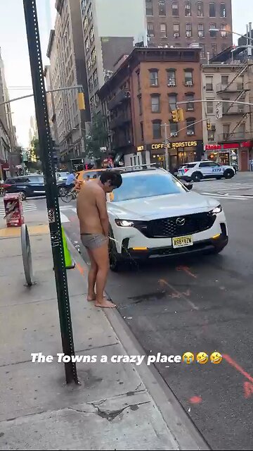 New York. The frantic pace of the metropolis.