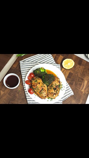 The Juiciest Lemon Herb Roasted Chicken 🍋🍗 #shorts #asmr