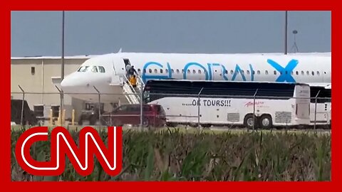 Judge orders plane carrying migrant children to turn around