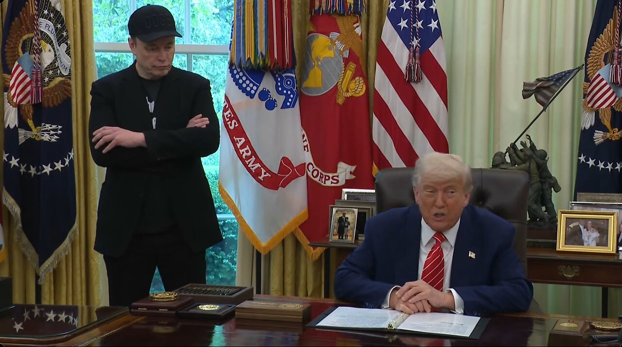 #President #Trump Participates in a #Press #Conference with #Elon #ElonMusk #DOGE #USAID