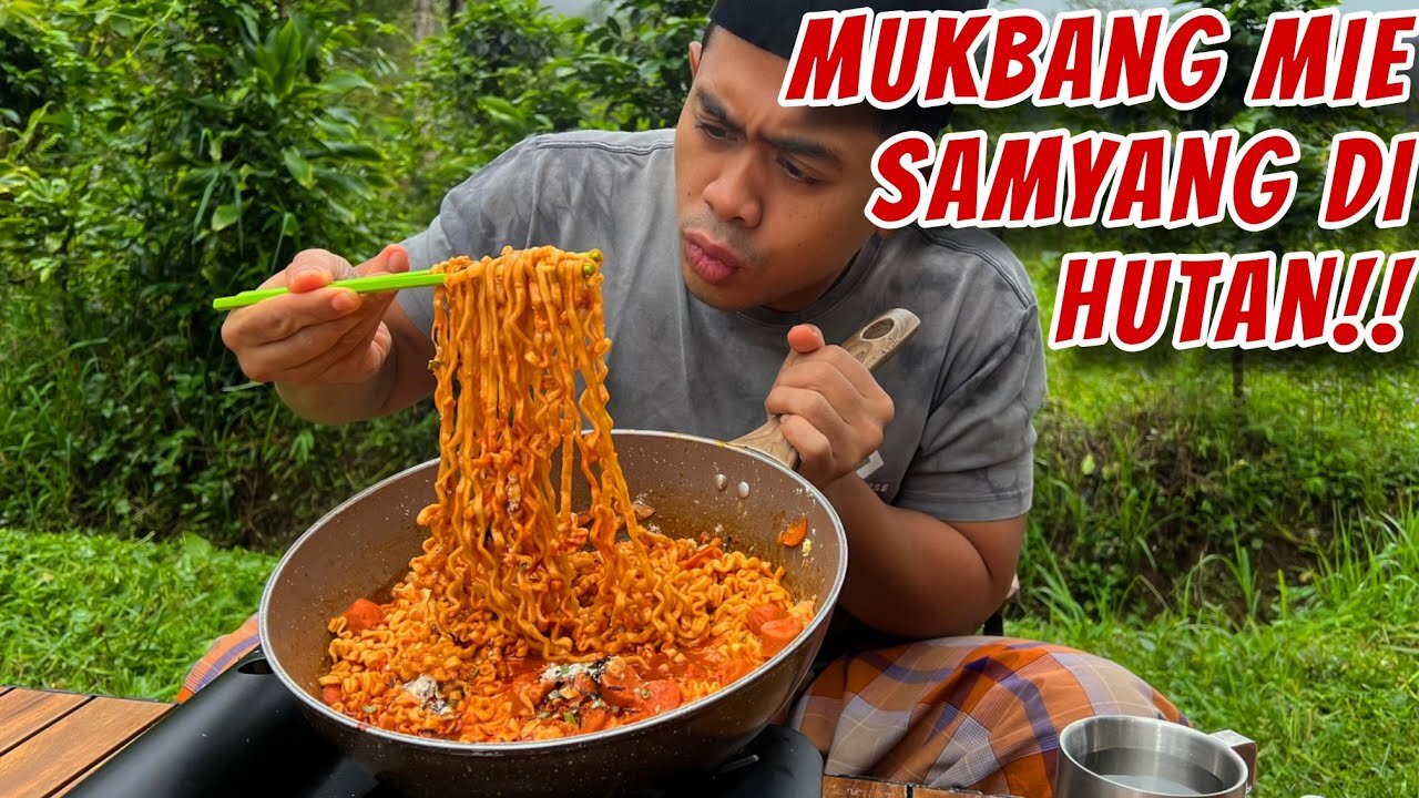 Relaxing Forest Camping and Samyang Noodles Mukbang!!