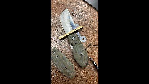 Swing guard locking liner Bowie