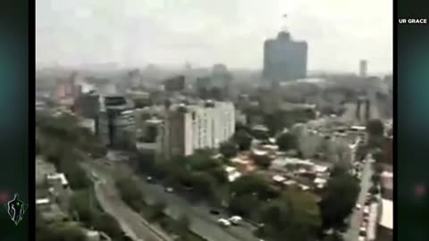 « Véritable OVNI 2025 Des images d'une clarté époustouflante que vous n'allez pas croire ! »