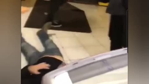 Store Owner vs Violent Drunk