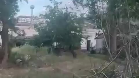 Russian Soldiers Struggling to Deal with Ukrainian Thermite Drone