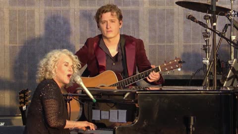 So far away - Carole King (live)