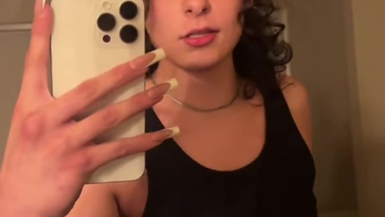Look to this different tgirl