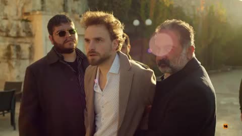 Sahra Şaş interpreta a Nare, una mujer marcada por el dolor y la fuerza