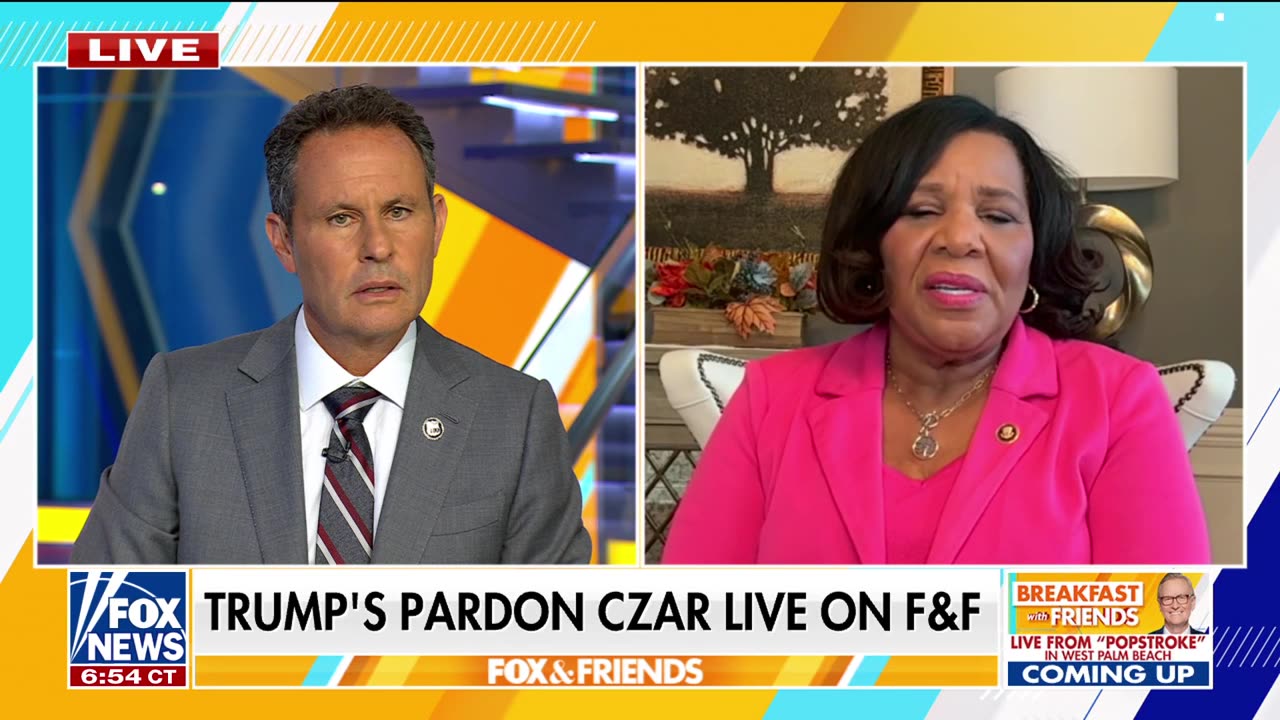 Trump pardons TV stars Julie and Todd Chrisley