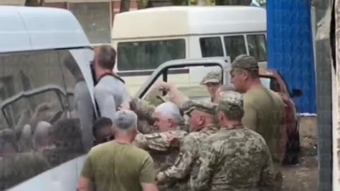 📹💥 Ukraine Russia War | Woman Films TCC Employee Violence in Dnipro | RCF