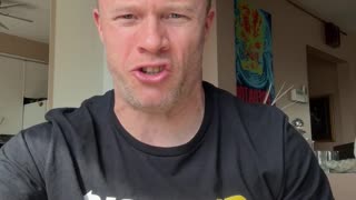LIVE - Eating CAKE vs SUBWAY Low Fat BREAD - Are They The Same？