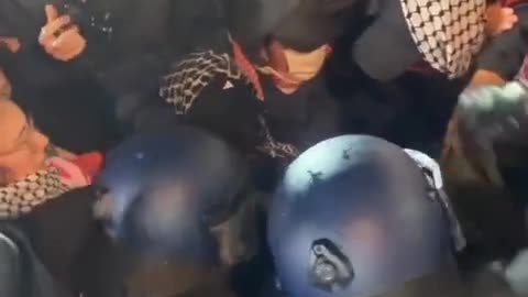 The German police have had enough of Islamists.