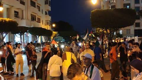 مسيرة احتجاجية منددة بإستمرار العدوان والتجويع والحصار على الشعب الفلسطيني طنجة 27 07 2025 الشعوب