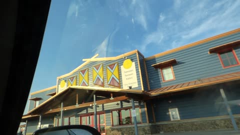 Super awesome colors on restaurant