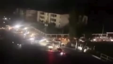 Venezuelan Citizens trying to escape Capital During Attack