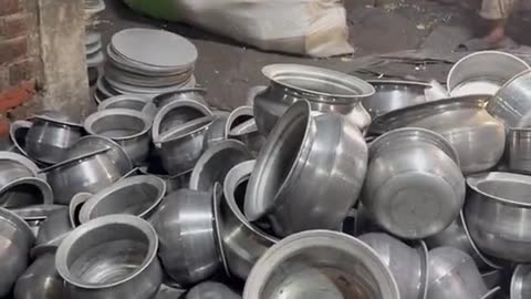 Making of fascinating stainless steel cooking pot