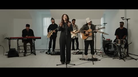 Kari Jobe - Nothing Else + The Heart of Worship Take 2