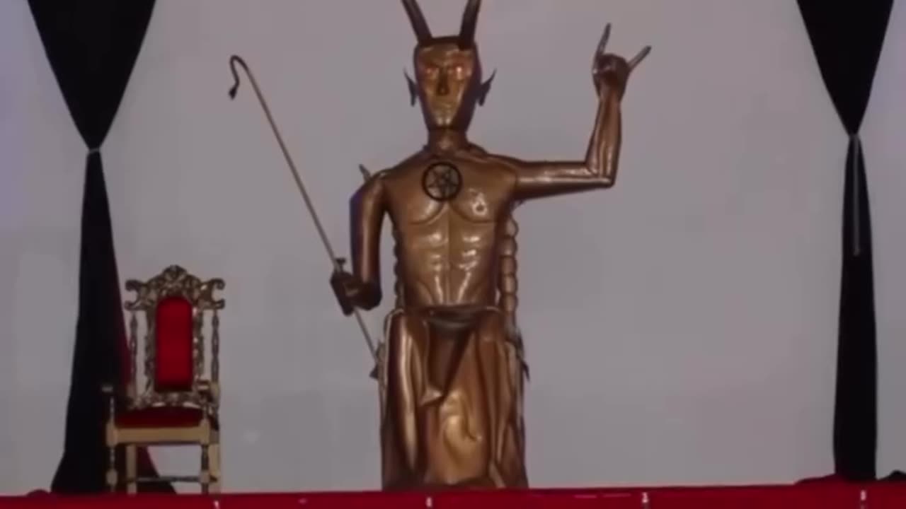 Muere el ultimo papa del vaticano-la gran ramera