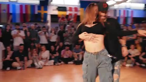 Gero & Migle - Bachata - Para Besarte - Lean & Akai #viralvideo #sensualdance