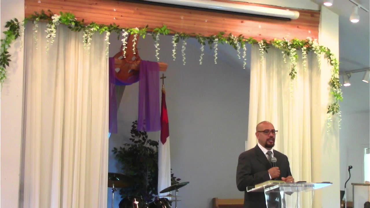 Pastor Julio preaching the Word in Spanish