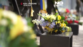 NOTIZIE DAL MONDO Ucraina celebra la Giornata dell'Indipendenza,della bandiera e i soldati morti in guerra che sono attualmente più di 1,7 milioni di soldati ucraini tra morti e dispersi nella guerra contro l'esercito della Russia