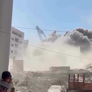 Israeli warplanes have destroyed the Al-Sousi residential tower