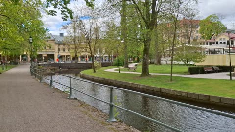 Promenerar i Örebro 6 Maj 2025. Del 2