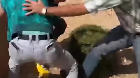 Suspect shoots and wounds artist after altercation at rally for New Mexico statue