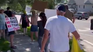 Trump supporters outnumber "No Kings" protesters in Windsor, Colorado.