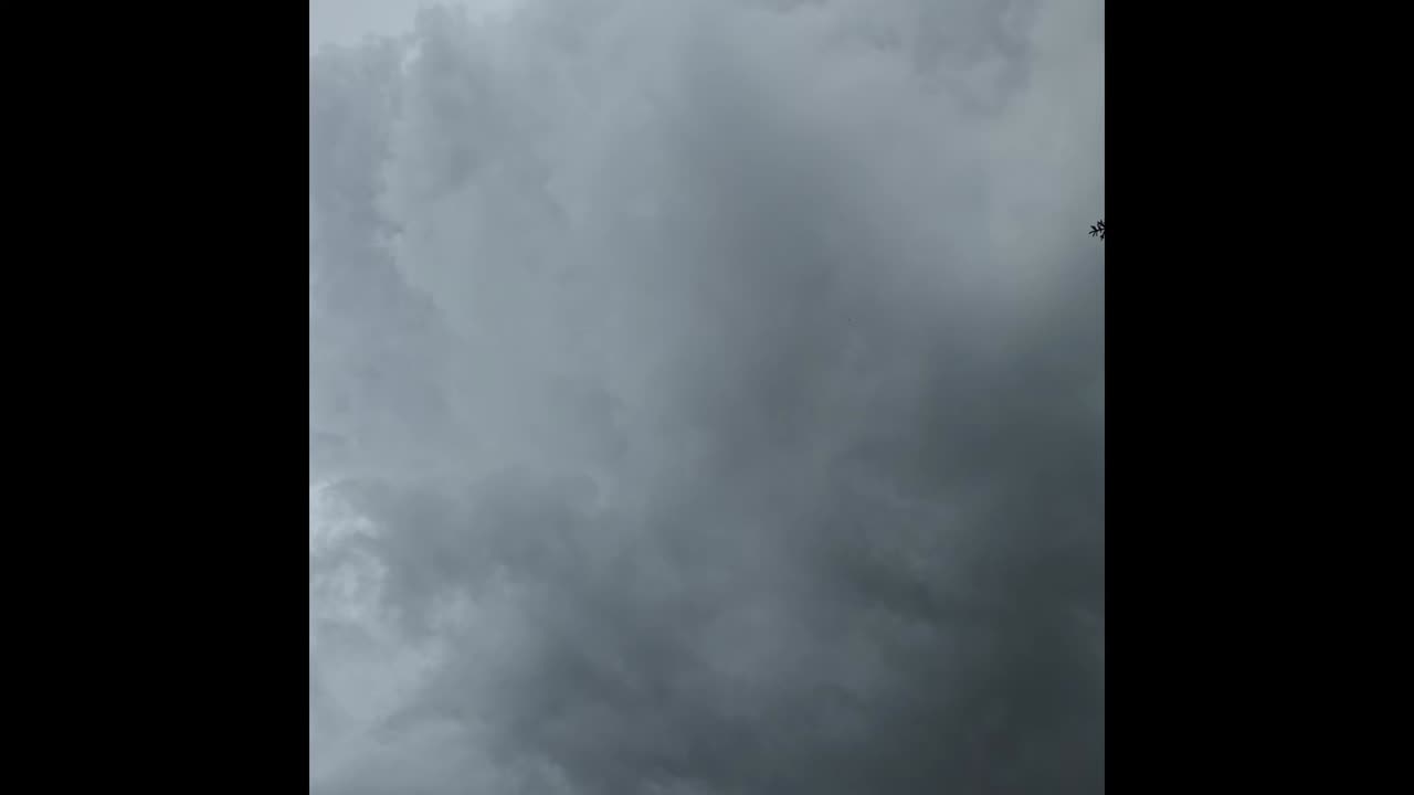 Middlefield ohio thunder shower.