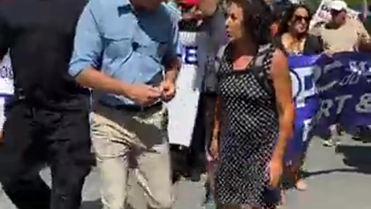 Flashback - LIVE: Manifestation contre les confinements à Montréal