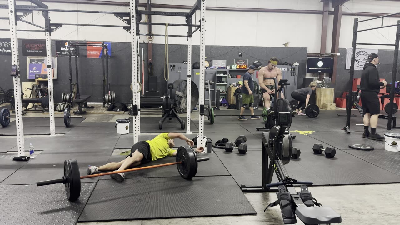 6xAMRAP3 36 Squats, 6 PCs 155lbs, Max Cal Row, Rest 1:00