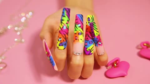 Press on Nails Illusion