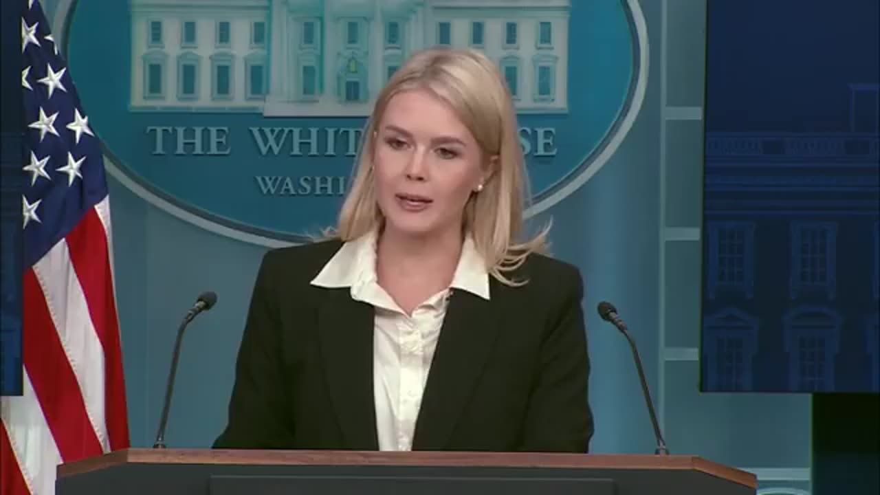 🔥Karoline Leavitt just DESTROYED an NBC reporter!