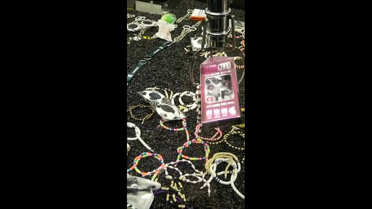 Crazy Claw Machine! 🤯