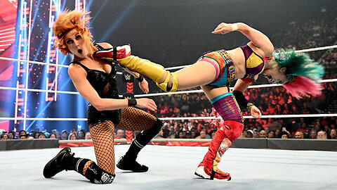 Asuka vs. Becky Lynch: Raw, May 16, 2022 @wwefree ​