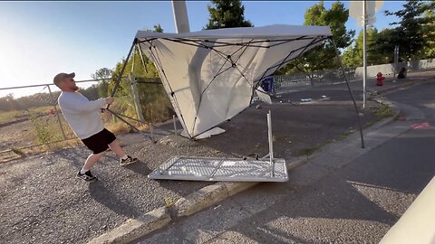 RESIDENTS DESTROYS⛺️🚏🚶‍♂️🛻📸ANTIFA MEDICAL TENT IN PORTLAND⛺️🛻💫